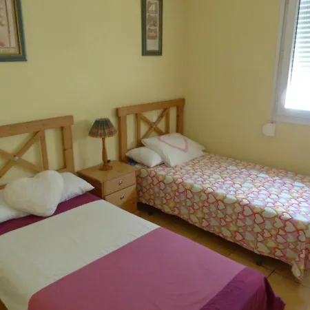 Apartament 1ªlinea De Mar 1-4p. *
